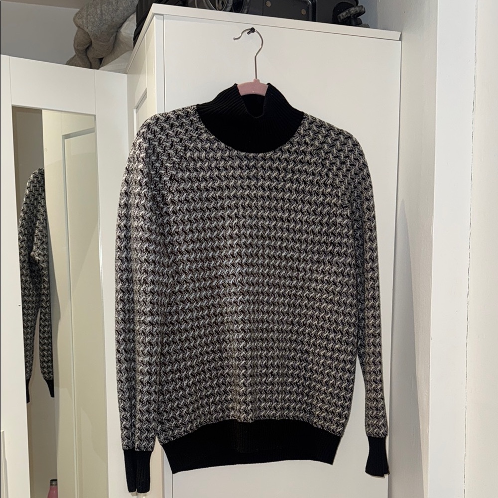 Theory Houndstooth Turtleneck Sweater